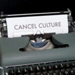 La culture de l'annulation (cancel culture) représente un grave danger pour la liberté d'expression